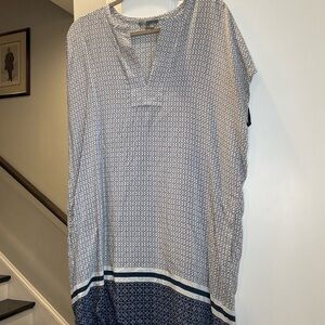Blue and White Patterned Tunic Top